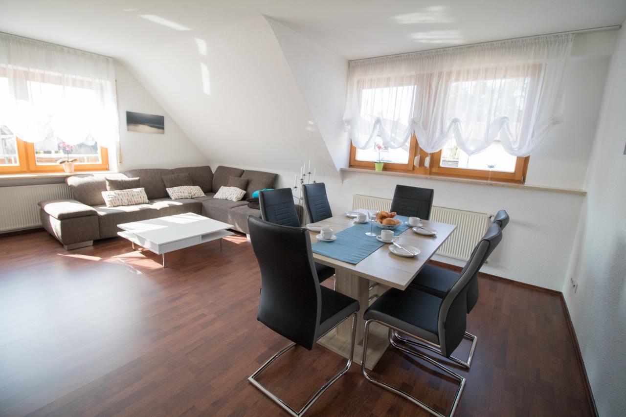 Ferienwohnung Weiher - Naehe Nuernberg / Messe Schwanstetten Eksteriør bilde